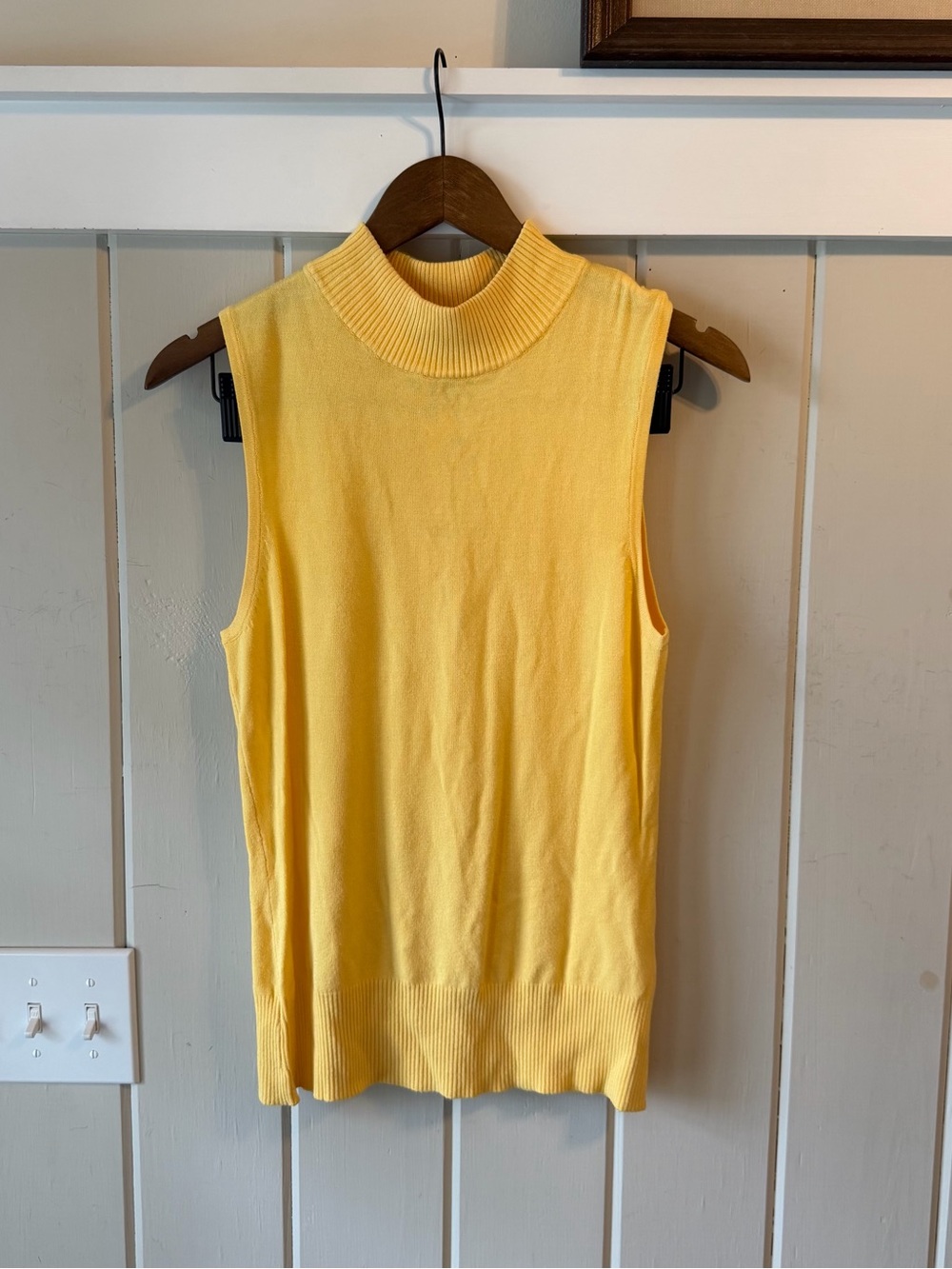 Chapter Sleeveless Mock Neck Sweater Vest Top in Bright Yellow, Size Small NWOT